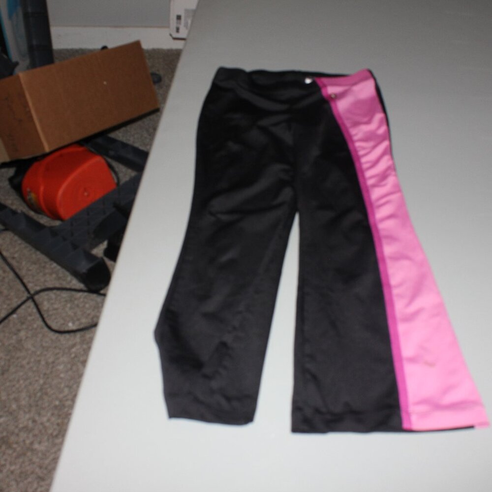 Black & Pink Danskins Dance Pants Size Small  6/6X